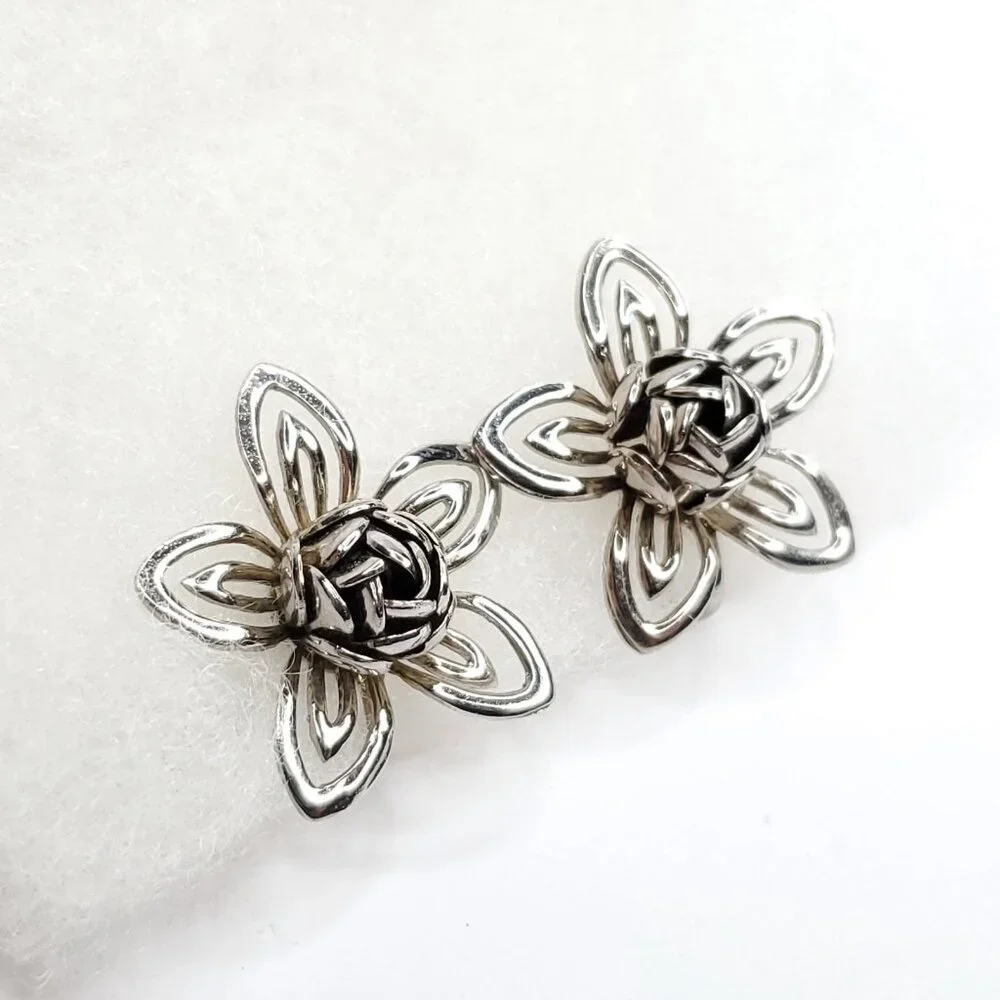 Vintage Floral Earrings Silver Tone 3D Layer Flower Screw Back 1 1/4